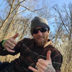 Meet your Posher, Derrick